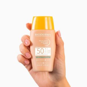 PHOTODERM NUDE TOUCH -CLAIRE LIGTH 40 ML